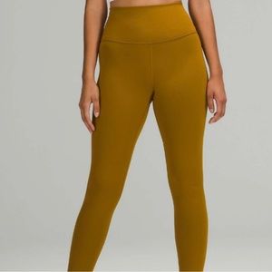 Lululemon Wunder Train HR Tight 25”